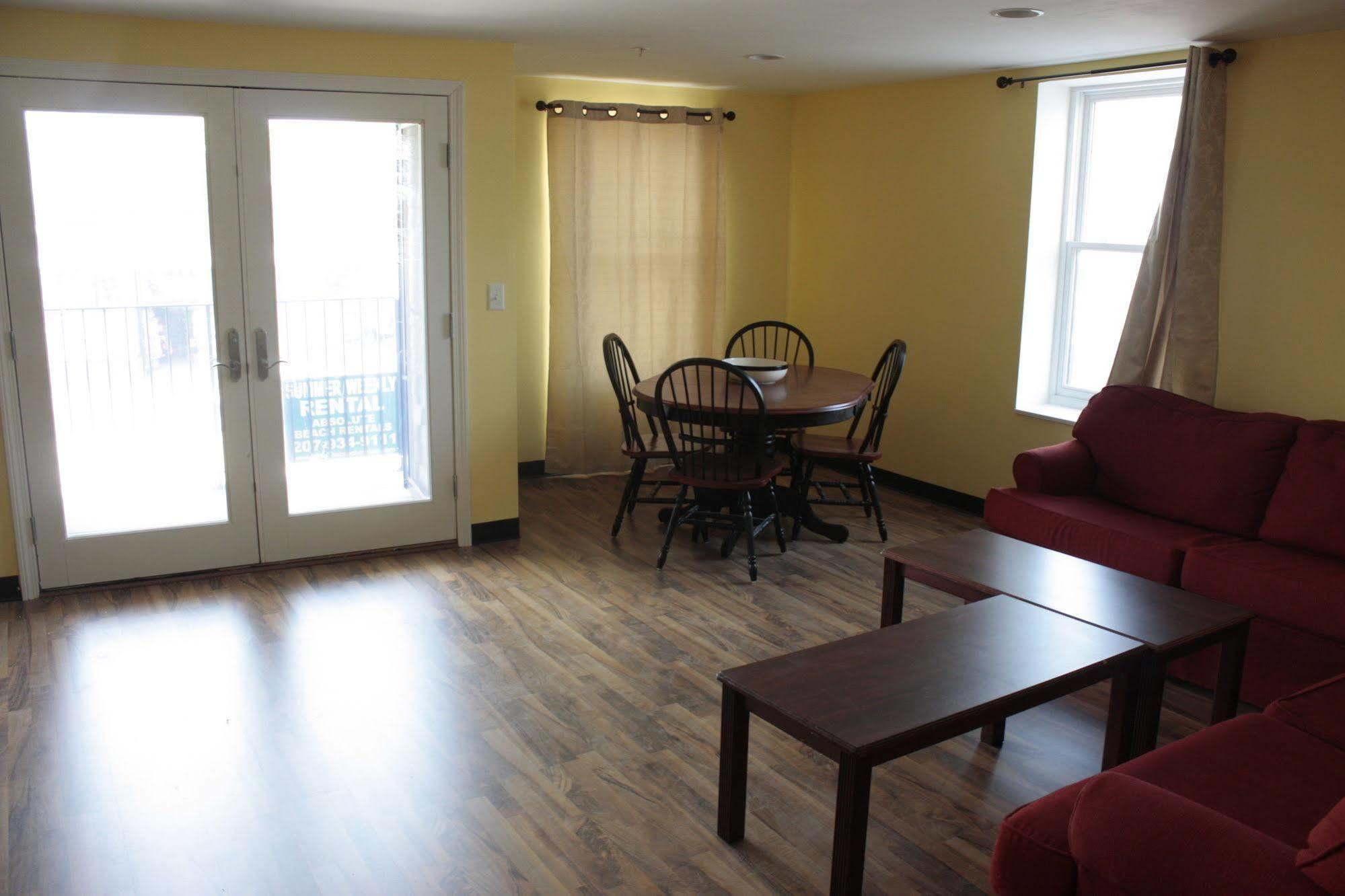 Beach Fantasy Apartment Suites オールドオーチャードビーチ エクステリア 写真